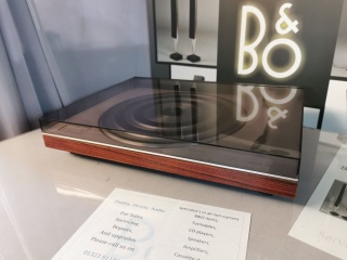 BEOGRAM 1100 TURNTABLE